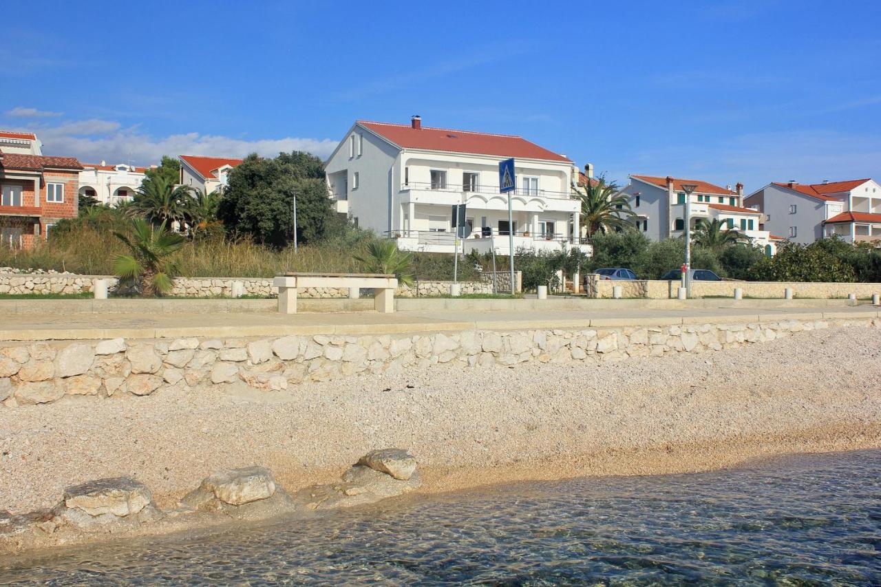 Apartments By The Sea Novalja, Pag - 9326 المظهر الخارجي الصورة