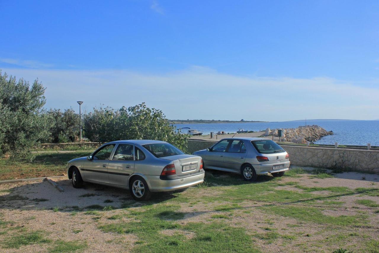Apartments By The Sea Novalja, Pag - 9326 المظهر الخارجي الصورة