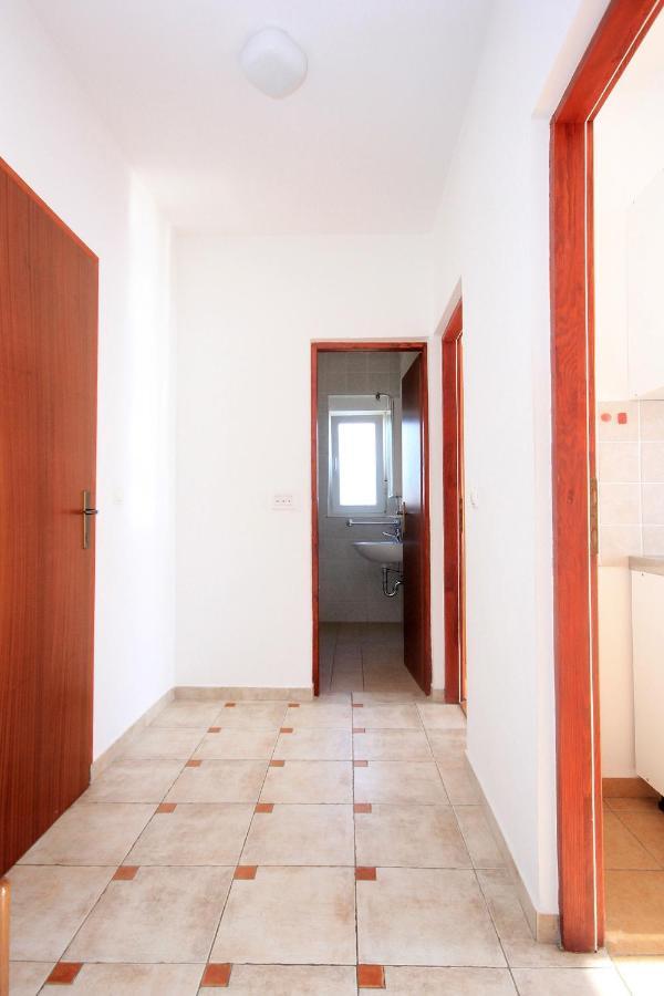 Apartments By The Sea Novalja, Pag - 9326 المظهر الخارجي الصورة